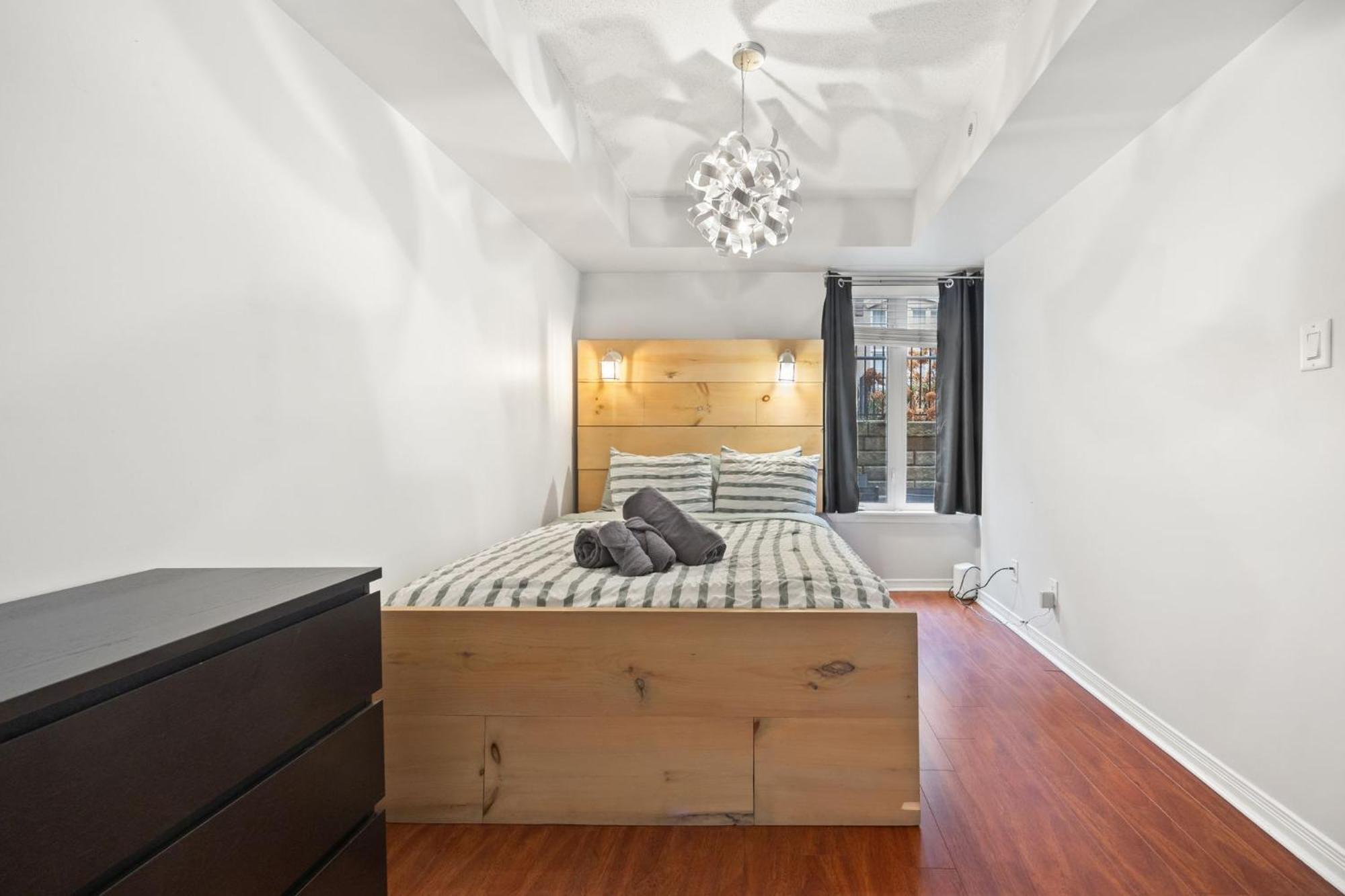 Liberty Village Townhouse Toronto Ngoại thất bức ảnh