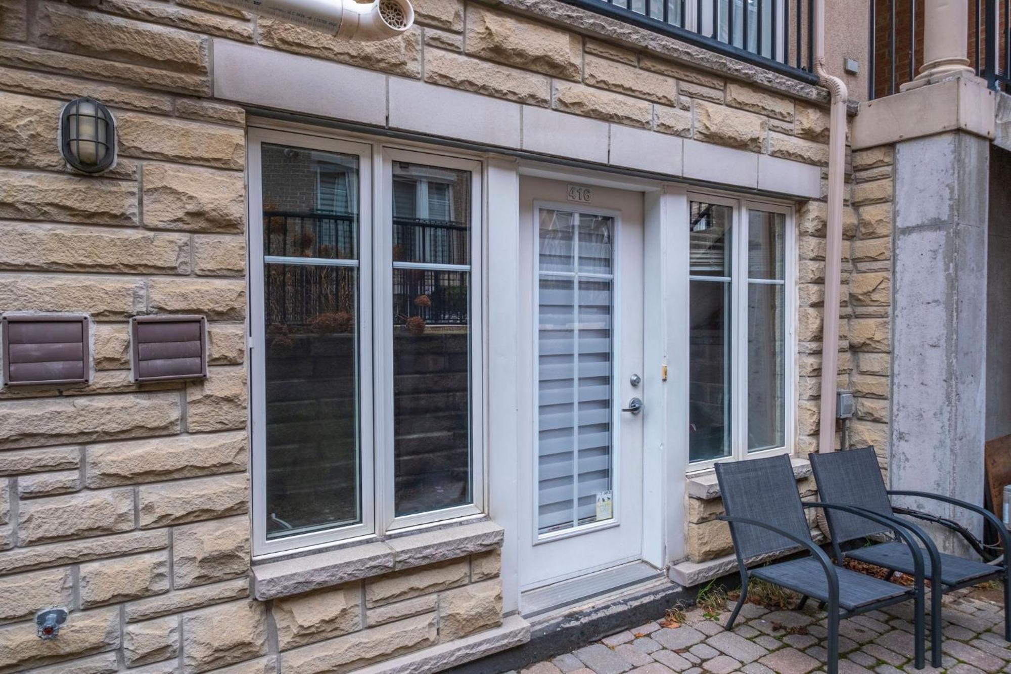 Liberty Village Townhouse Toronto Ngoại thất bức ảnh