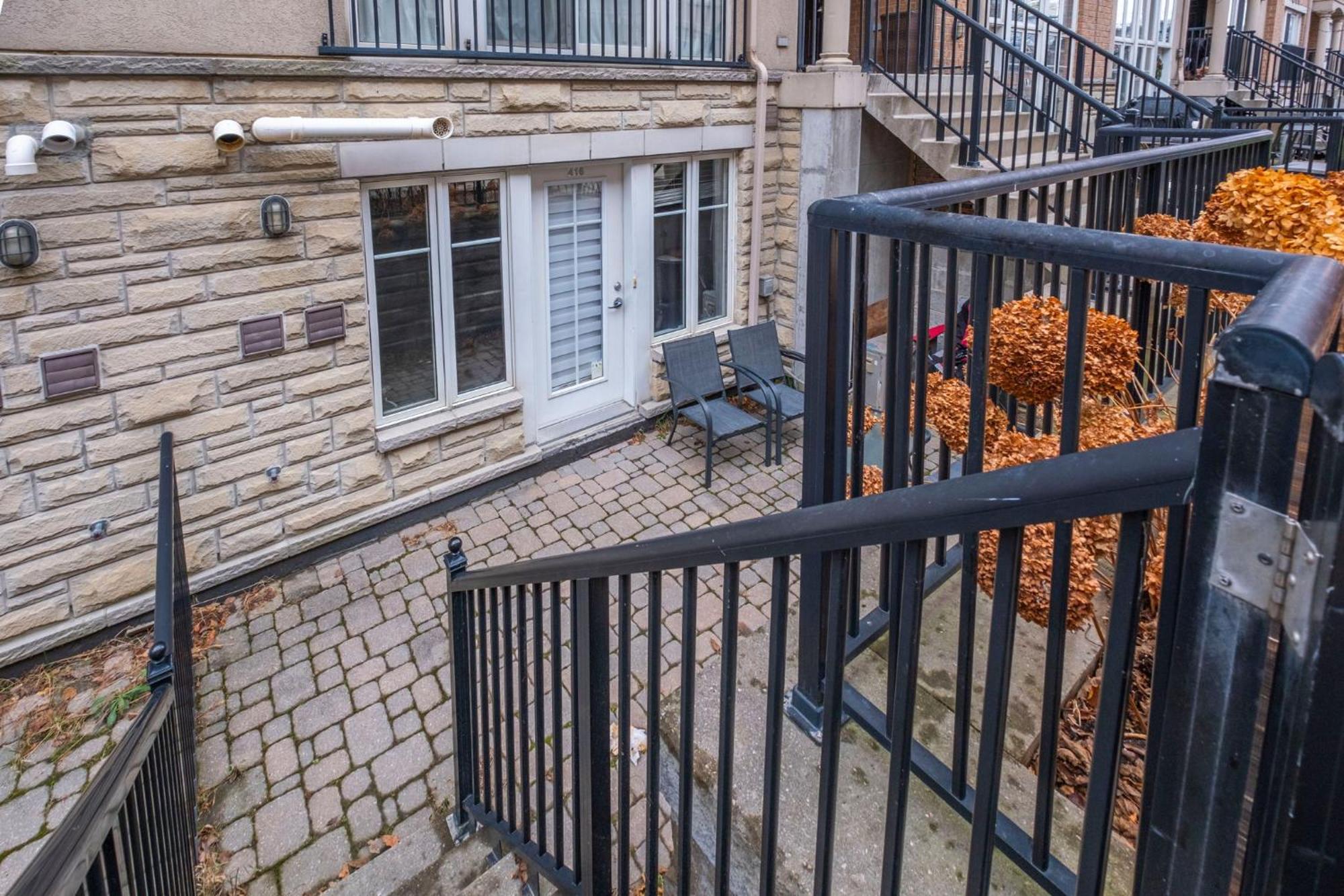 Liberty Village Townhouse Toronto Ngoại thất bức ảnh